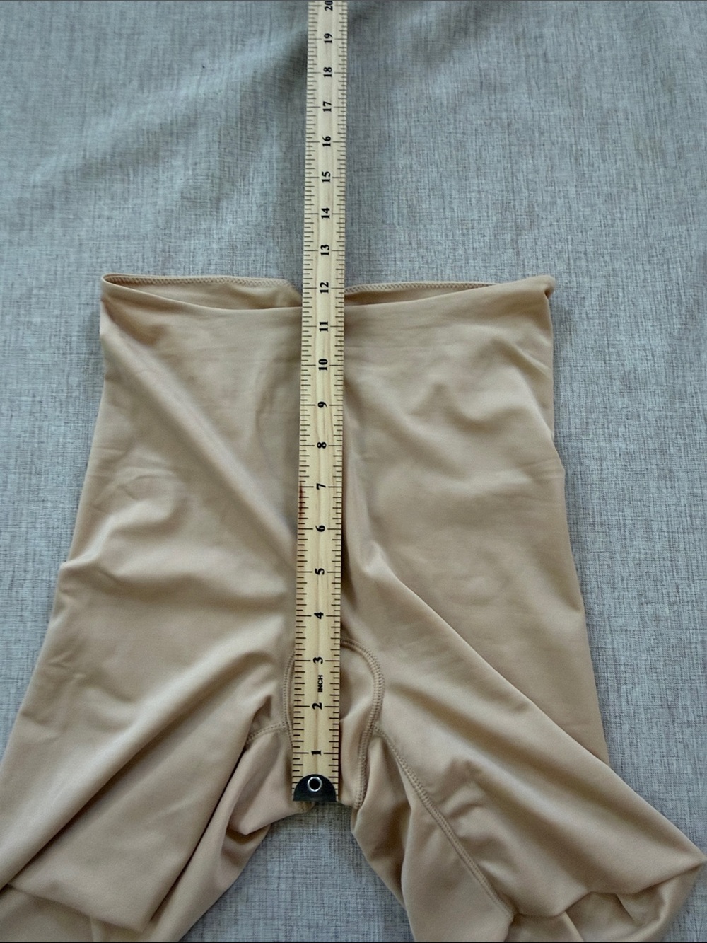 Spanx Shaping High Waist Shorts size Medium Mid Thigh Shaper nude Tummy Control - Picture 7 of 8